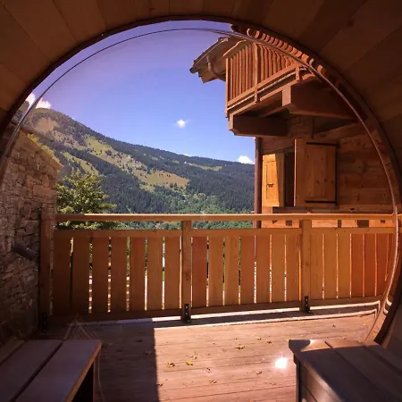 Spacieux Avec Sauna, Proche Pistes Et Commerces A Meribel Village - Fr-1-566-58 Les Allues