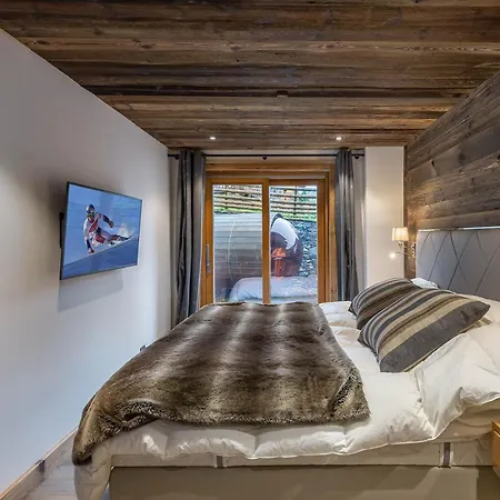 Spacieux Avec Sauna, Proche Pistes Et Commerces A Meribel Village - Fr-1-566-58 Apartment Les Allues