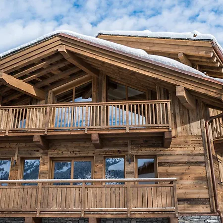 Spacieux Avec Sauna, Proche Pistes Et Commerces A Meribel Village - Fr-1-566-58 Apartment *